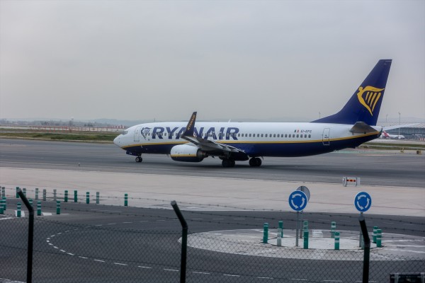 Consumo sanciona con 179 millones de euros a cinco aerolíneas por prácticas abusivas 