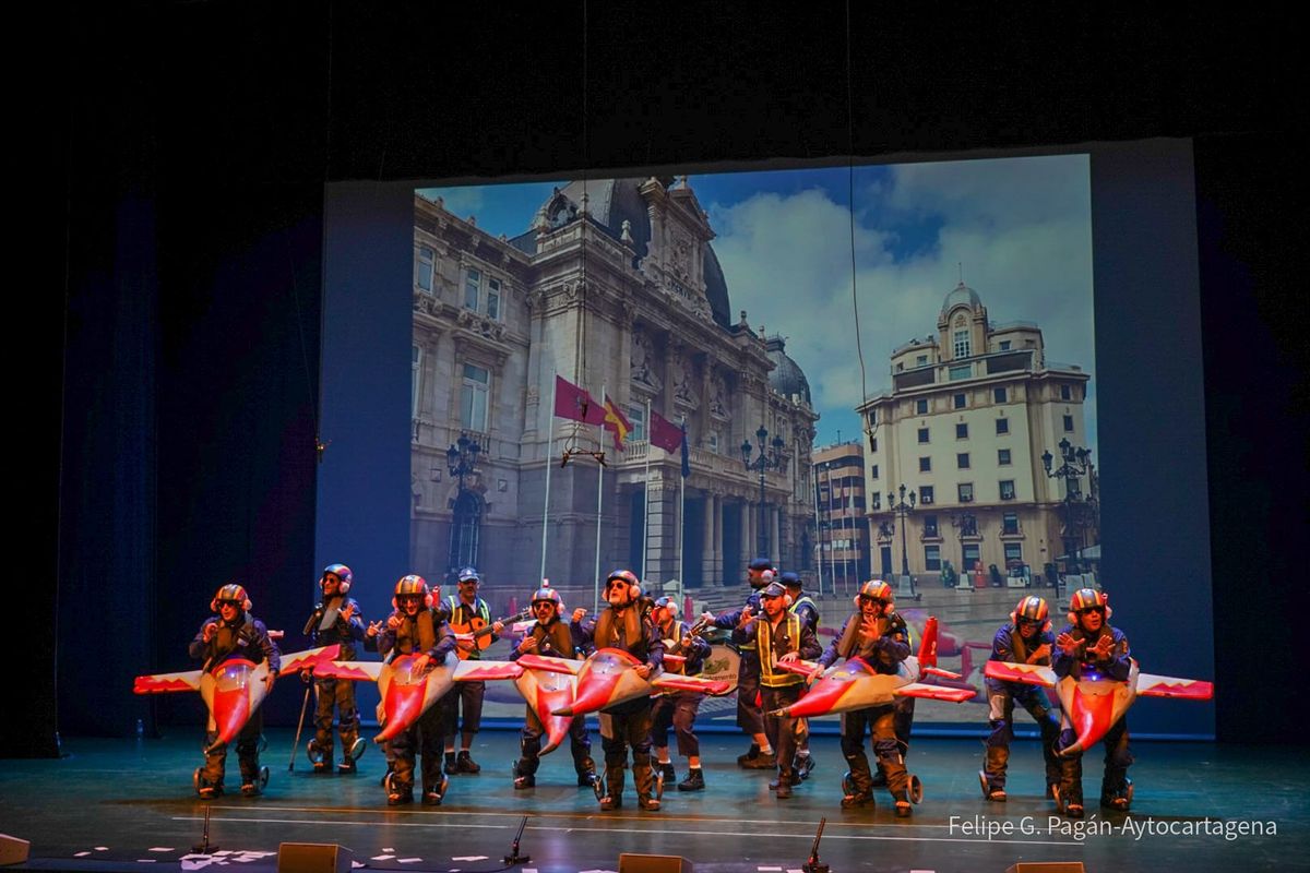 La chirigota de Beniaján gana el XX Concurso de Chirigotas 'Ciudad de Cartagena' (Fotos: Felipe G. Pagán / A. C)