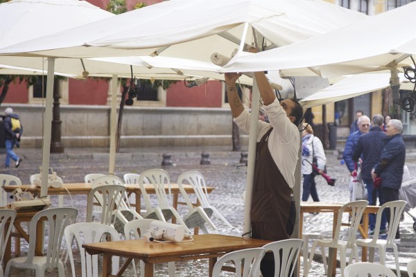El otoño le sienta bien a los servicios de la Región: las ventas crecen un 4% y duplican la media española
