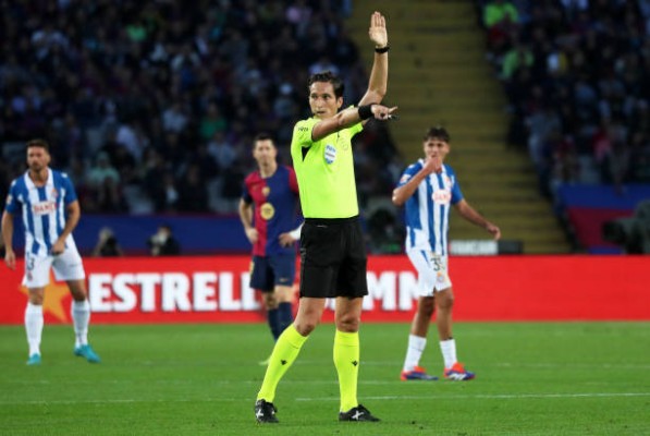 Munuera Montero dirigirá el Osasuna-Villarreal
