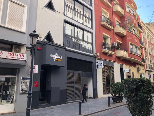 MyFlats rehabilita otro edificio del Centro como bloque turístico y suma 200 estancias en Alicante