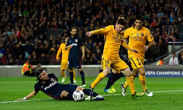 El Atlético sobrevive en el Camp Nou