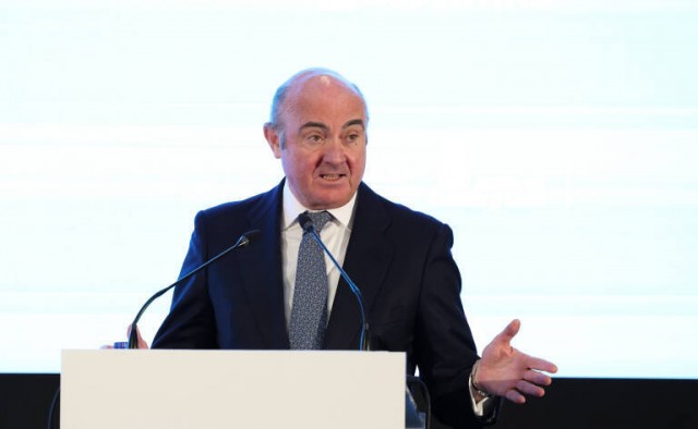 Guindos (BCE) señala el débil crecimiento como el principal riesgo para la estabilidad financiera
