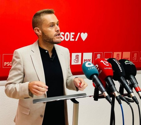 El PSOE de Elche denuncia decenas de quejas de usuarios por problemas en el servicio de bus 
