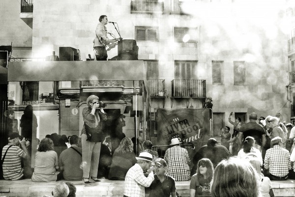Alicante dinamiza el Casco Antiguo con su concurso fotográfico y un homenaje a los Beatles