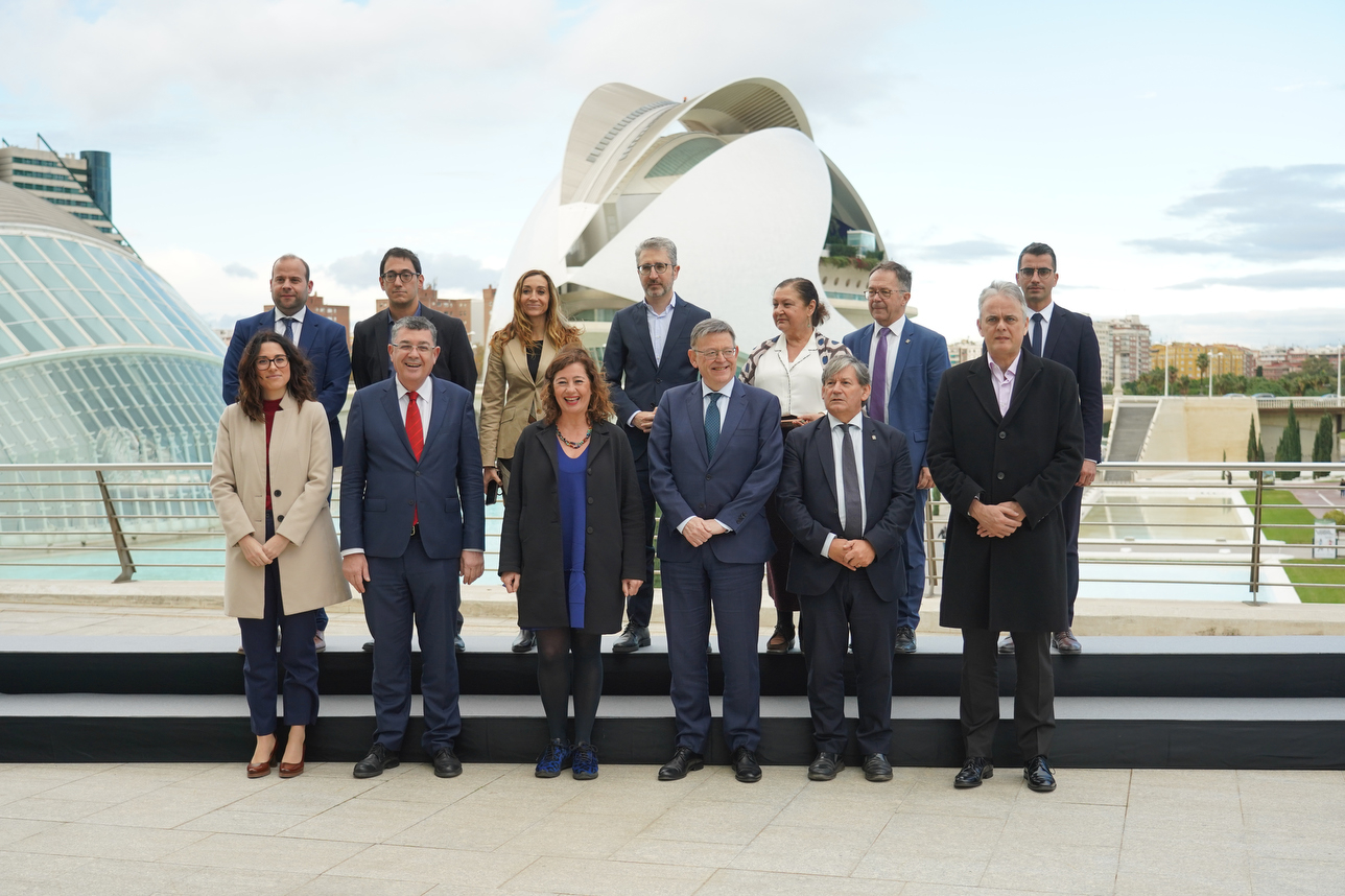 Inauguración de la II Cumbre entre las Islas Baleares y la Comunitat Valenciana (Fotos: Eduardo Manzana)