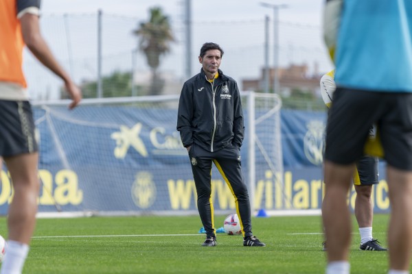 Marcelino no pierde ante el Osasuna desde hace trece años y ocho partidos
