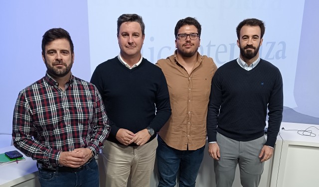   Piqué dice que Mazón se queda