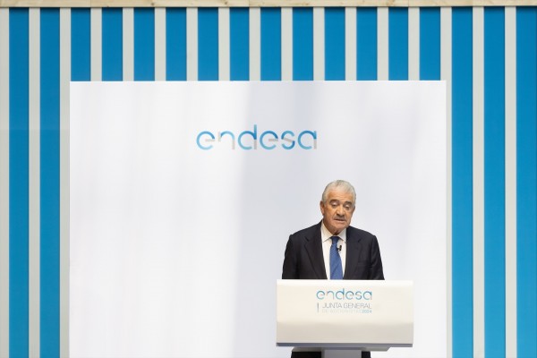 Endesa impulsa sus inversiones a la cifra récord de 9.600 millones hasta 2027

