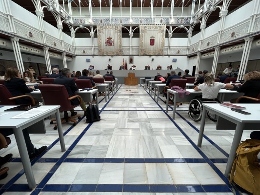 La Asamblea exige por unanimidad que se cumplan las 58 medidas acordadas en 2020 contra las inundaciones