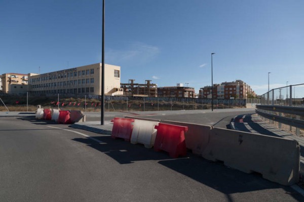 Alicante encara el fin de las expropiaciones para ampliar la Vía Parque y se encomienda a Adif