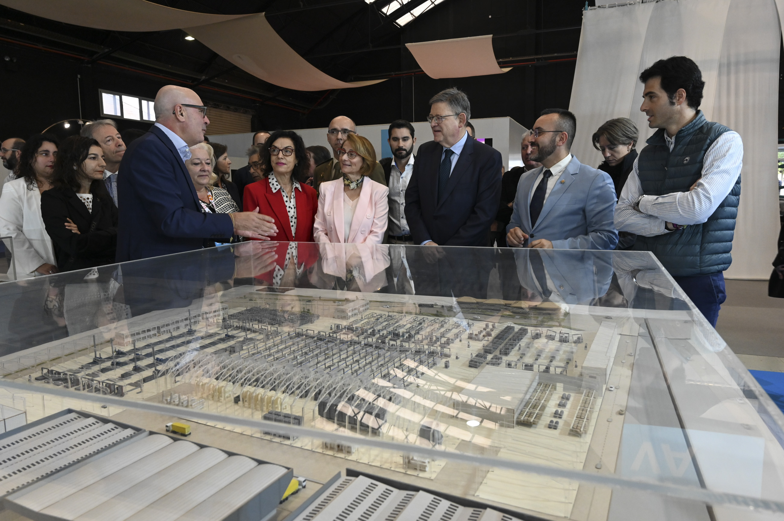 La feria Destaca vuelve a la normalidad (Fotos: Carlos Pascual)