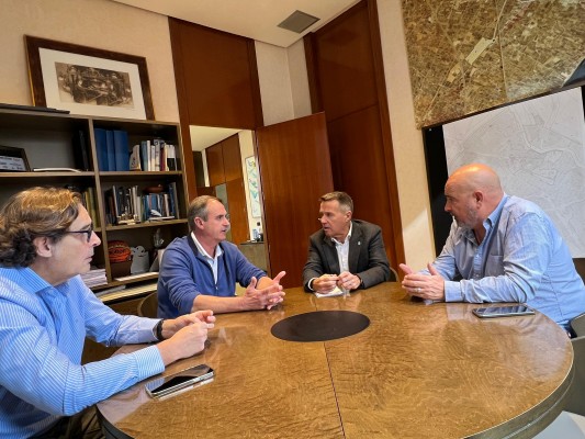 Procesar la carne en mataderos: Burriana propone soluciones para la sobrepoblación de jabalíes