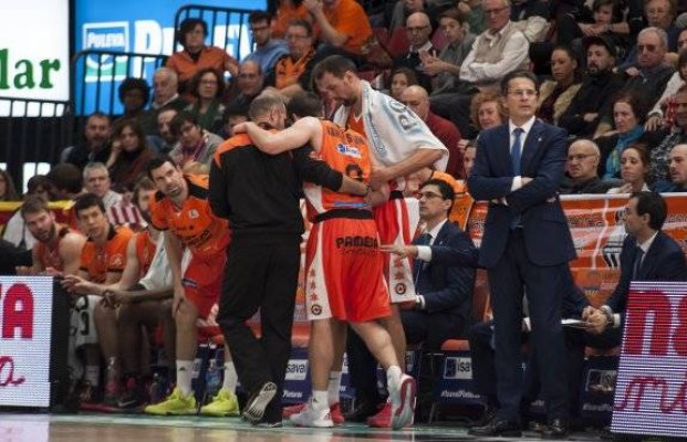 El Valencia Basket asume que Van Rossom no jugará más esta campaña