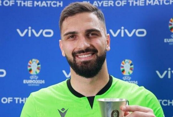 El Valencia CF ingresó 900.000 euros por sus internacionales 
