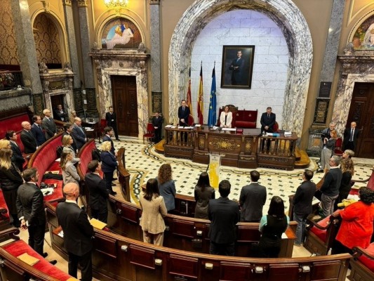  El gobierno de Catalá rechaza pedir la dimisión 