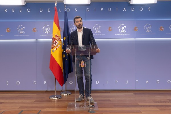 Podemos dice que rechazará el paquete fiscal si no le garantizan que las energéticas pagarán
