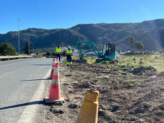 Arrancan las obras de la acera que conectará las pedanías de Algezares y Santo Ángel 