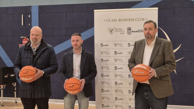 El UCAM CB se une a la conmemoración del 1.200 aniversario de Murcia en su partido contra el Barça 