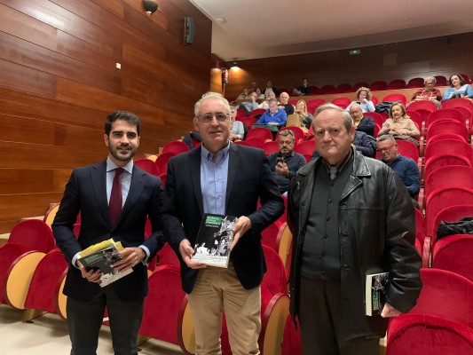 Botías: El Ayuntamiento acoge la presentación de una nueva entrega de la obra 'Murcia, Secretos y leyendas