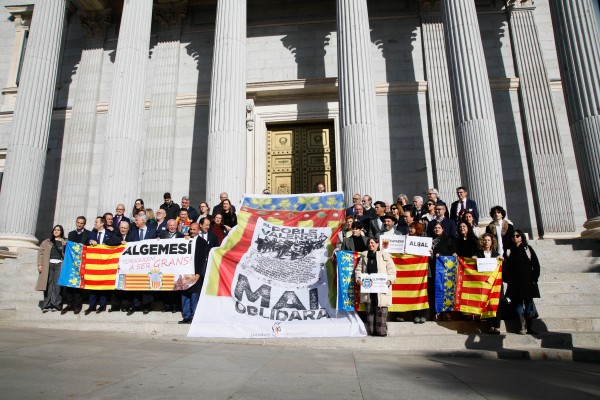 Los alcaldes de la Dana piden al Gobierno tener más margen de gasto y poder contratar personal