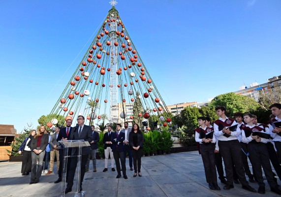 El gran árbol de Murcia regresa esta Navidad con más de 250 actividades gratuitas