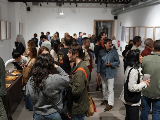 La identitat de 25 dones, en el Macvac: José Casany bandeja el tabú íntim per a 'fotografiar' la realitat