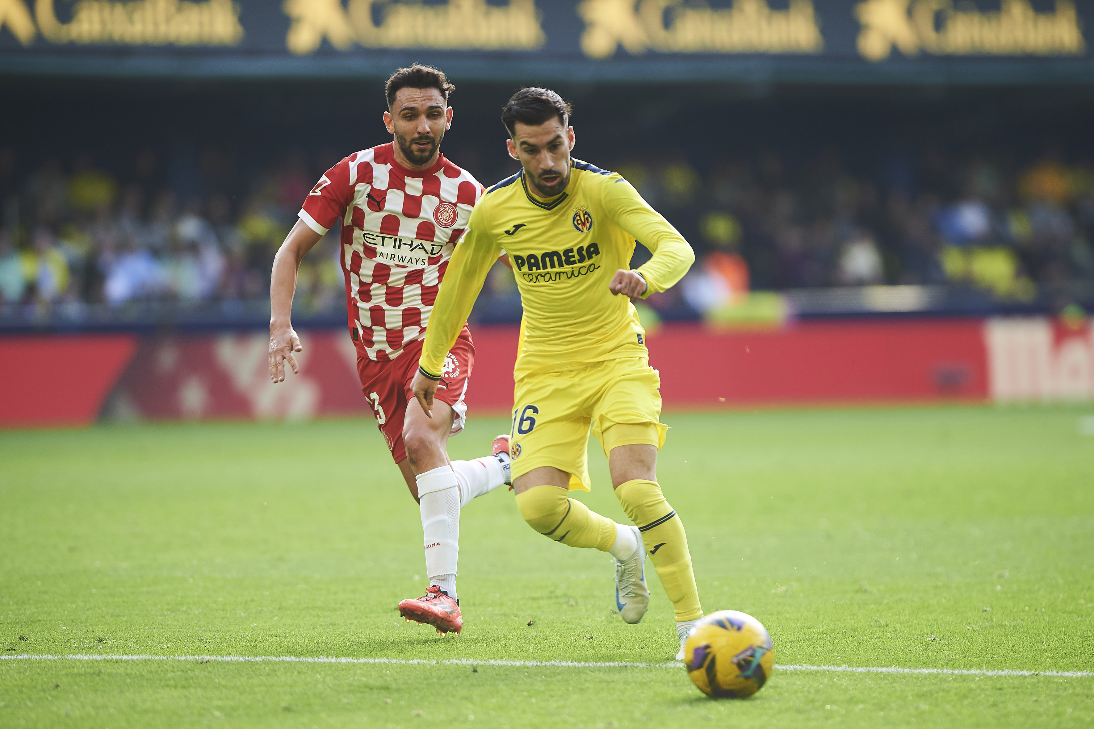 El Girona amarga la tarde a un Villarreal que desapareció tras una excelente primera mitad
