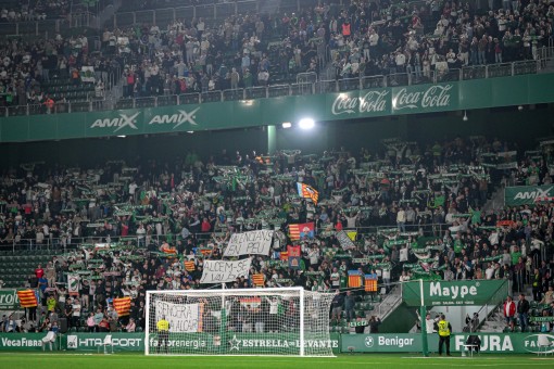 La Grada de Animación del Martínez Valero como termómetro de la alta demanda de abonos del Elche CF