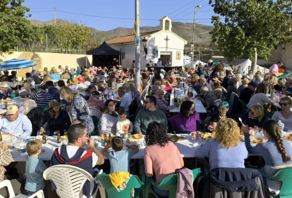 Esparto, cerámica y tradición: éxito de la I Fiesta del Otoño en el Rincón de Sumiedo