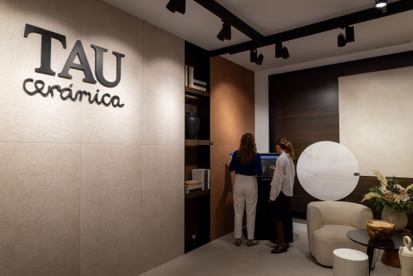TAU alza expectación en Interihotel: su nueva serie Stucco centra todas las miradas
