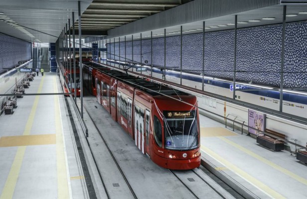 Usuarios de Metrovalencia denuncian problemas de accesibilidad