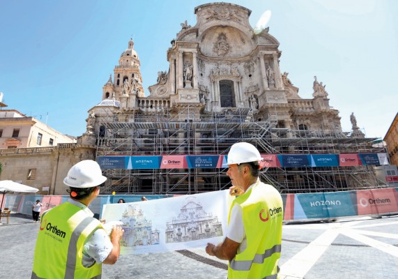 Colaboración público-privada para un desarrollo sostenible: Hozono Global