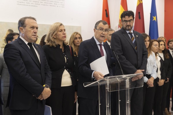 El Pleno de Murcia evita la confrontación y se solidariza con las víctimas de la Dana
