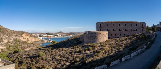 Cartagena y Defensa, cerca de un acuerdo para adquirir las baterías de Fajardo, La Podadera y Galeras y los túneles de submarinos

