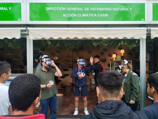La gran fiesta de la ciencia en la Región acampa en el Jardín del Malecón de Murcia