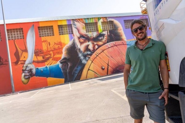 El pinatarense Goyo203, de hacer en París murales para Eurodisney a dejar su huella en Alcantarilla