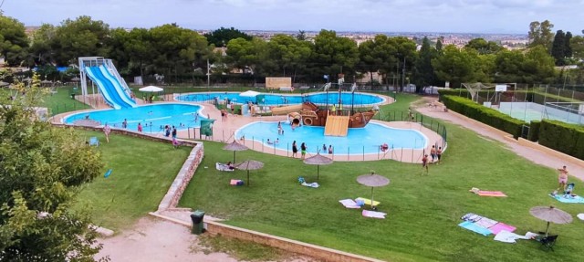 El Parque de Tentegorra cierra sus instalaciones por obras pero abrirá al público sus jardines