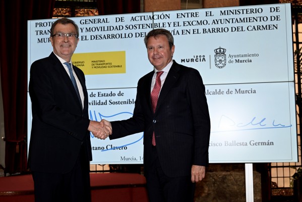 La ampliación del tranvía de Murcia está un paso más cerca: Ayuntamiento y Ministerio firman el protocolo 