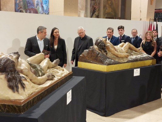 Los cinco Cristos yacentes de Planes, juntos por primera vez en la historia en una exposición en Alcantarilla 