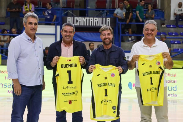 El Hozono Global Jairis es un rodillo en su debut internacional ante el Panathinaikos griego (101-54) 