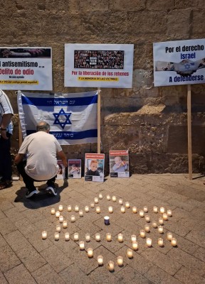 Homenaje en Murcia a las víctimas israelíes del atentado de Hamás del 7 de octubre