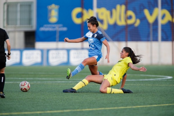 El Alhama ve truncada su racha triunfal con un 1-1 y cede el liderato en la Primera RFEF femenina
