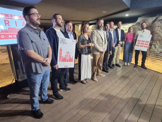 Luis Zueco, Inma Aguilera y Emilio Calderón visitarán la Feria del Libro de Murcia, que Ad Absurdum pregonará 