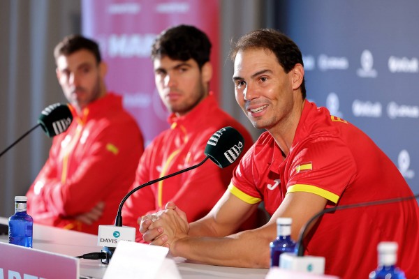 Nadal y Alcaraz entrenan juntos a buen nivel antes del debut en la Davis con Países Bajos
