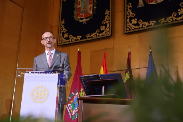 Kessler asume el rectorado de la UPCT y fija el rumbo hacia una universidad más inclusiva, ágil y conectada