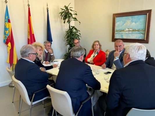 Agricultura prioriza las obras de los caminos rurales dañados con cosechas pendientes
