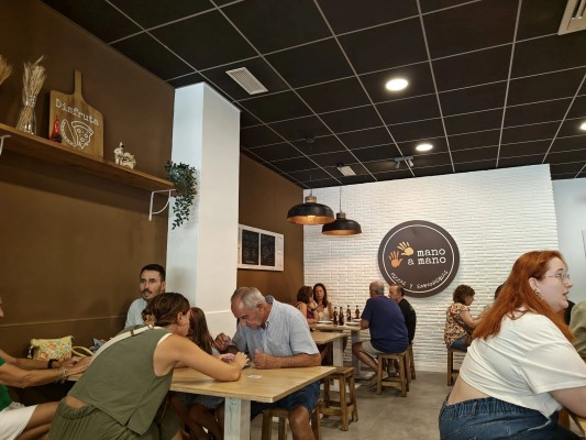 La pizzería Mano a Mano estrena local en Ronda Sur y espera exportar la marca en 2025