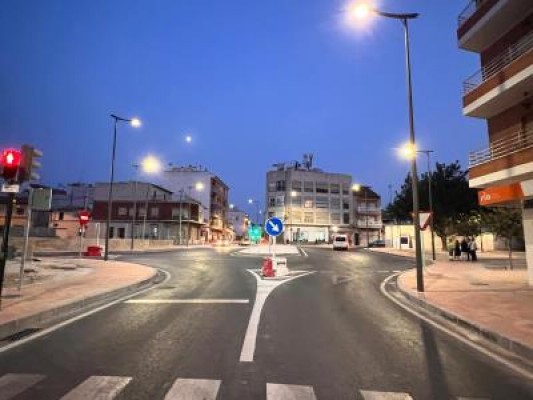 El Ayuntamiento de Murcia mejora el alumbrado público en Beniaján 