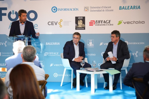 Rovira anuncia plan plurianual para aumentar la partida de otros gastos a la concertada